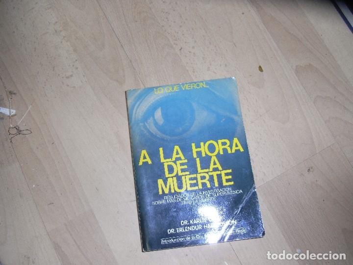 Libros de segunda mano: Karlis Osis, A la hora de la muerte - Foto 1
