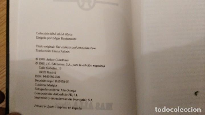 Libros de segunda mano: C&aacute;taros y reencarnaci&oacute;n - Arthur Guirdham - Foto 2