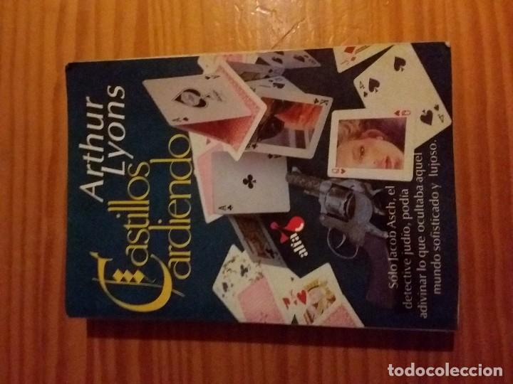 Libros de segunda mano: Castillos Ardiendo - Arthur Lyons - Foto 1
