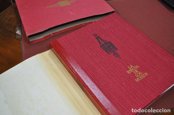 Libros de segunda mano: la espa&ntilde;a de los museos - con caja contenedora - ARB - Foto 2