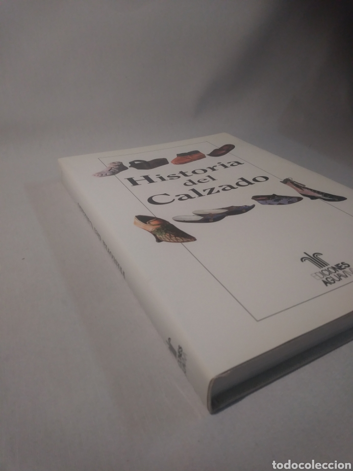 Libros de segunda mano: Historia del Calzado. Ediciones Aguaviva. - Foto 3