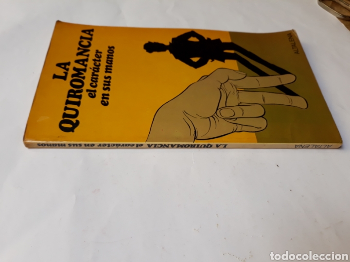 Libros de segunda mano: Libros parapsicologia tarot - la quiromancia el car&aacute;cter en sus manos - Foto 2