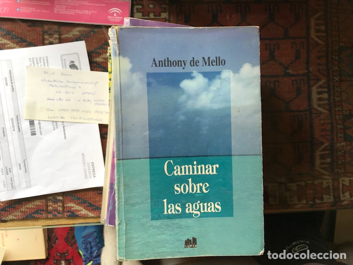 Libros de segunda mano: Caminar sobre las aguas. Anthony de Mello - Foto 1