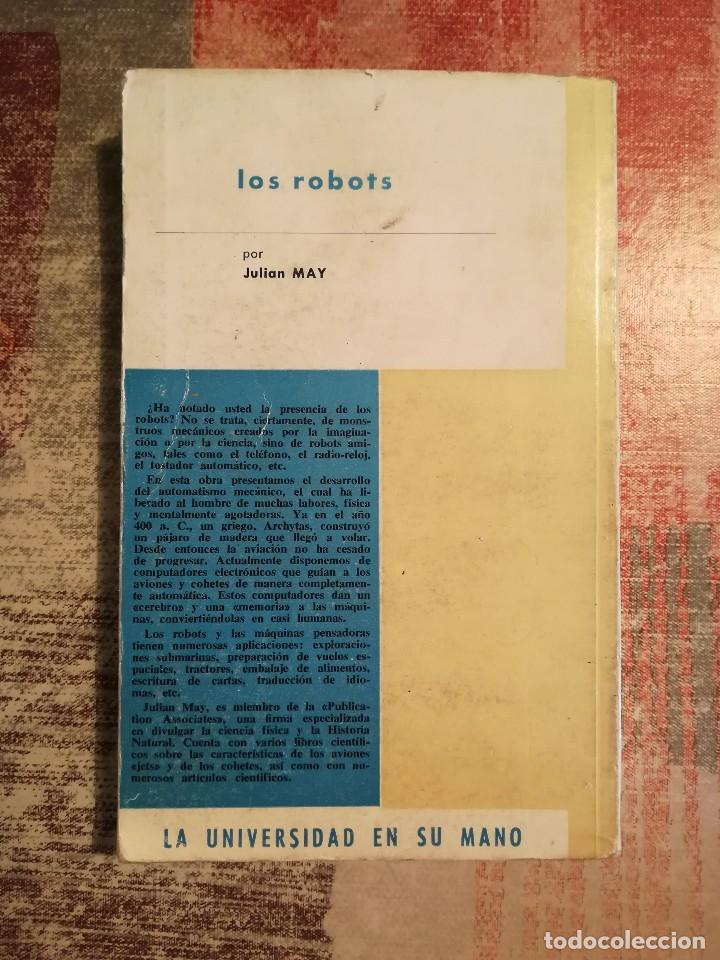 Libros de segunda mano: Los robots - Julian May - Foto 2