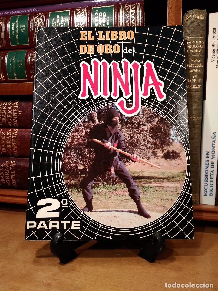 Libros de segunda mano: EL LIBRO DE ORO DEL NINJA. 2&ordf; Parte. P&Eacute;REZ, Adolfo. Distribuye D&eacute;cimo Dan. 1&ordf; Ed. 1987. - Foto 1