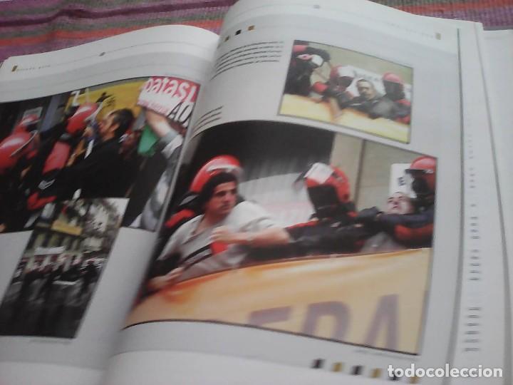 Libros de segunda mano: GARA ANUARIO 2002 URTEKARIA - Foto 2