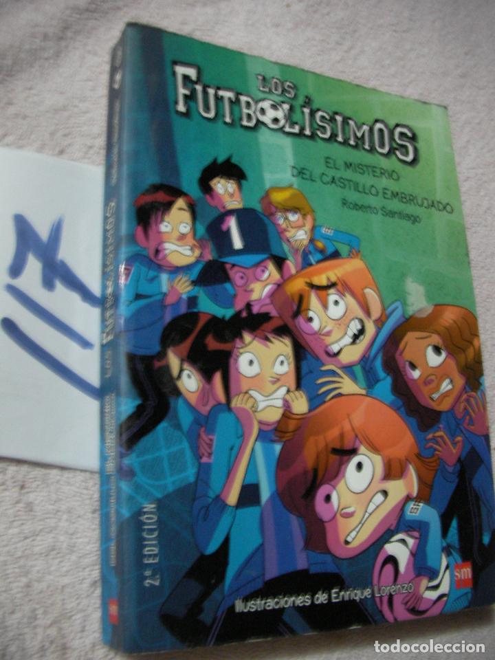 Libros de segunda mano: LOS FUTBOLISIMOS - ROBERTO SANTIAGO - Foto 1