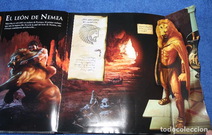 Libros de segunda mano: Hercules - Libro POP-UP - VOX (2010) - Foto 4