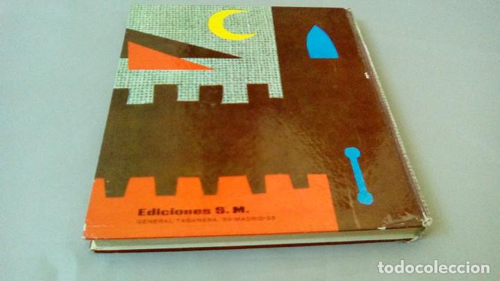 Libros de segunda mano: 100 HISTORIAS DE ESPA&Ntilde;A 2 - SM 1974 - Foto 2