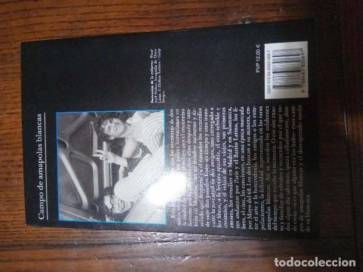 Libros de segunda mano: CAMPO DE AMAPOLAS BLANCAS. HIDALGO BAYAL. - Foto 2