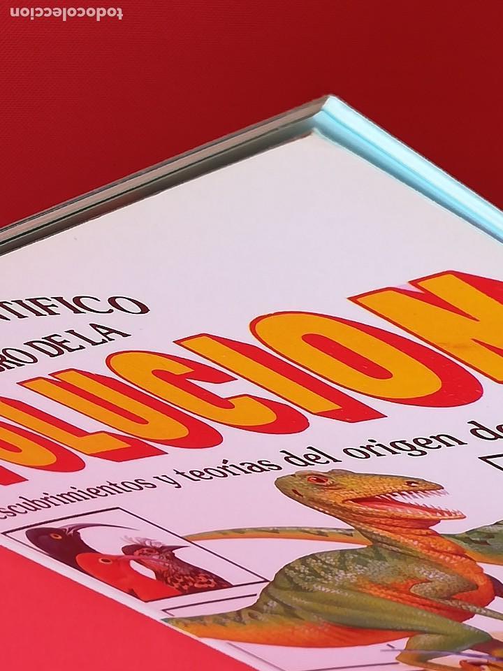 Libros de segunda mano: PLESA EL JOVEN CIENT&Iacute;FICO - EL LIBRO DE LA EVOLUCI&Oacute;N - Foto 4