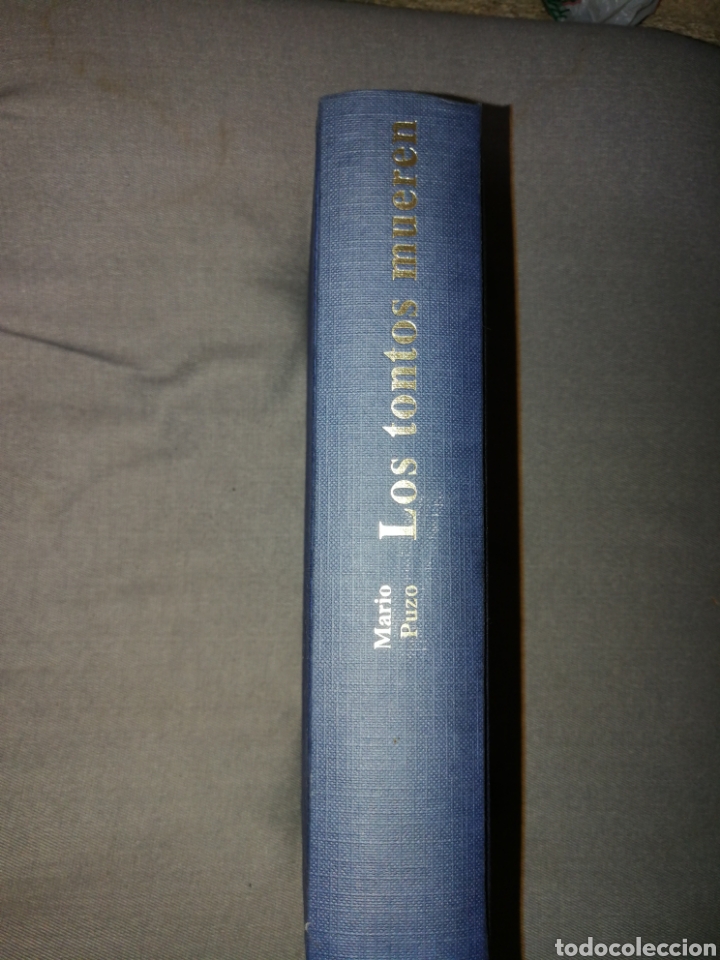 Libros de segunda mano: Los tontos mueren - Foto 1