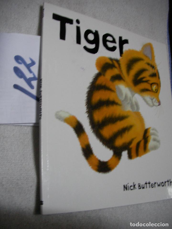 Libros de segunda mano: TIGER - NICK BUTTERWORTH - Foto 1