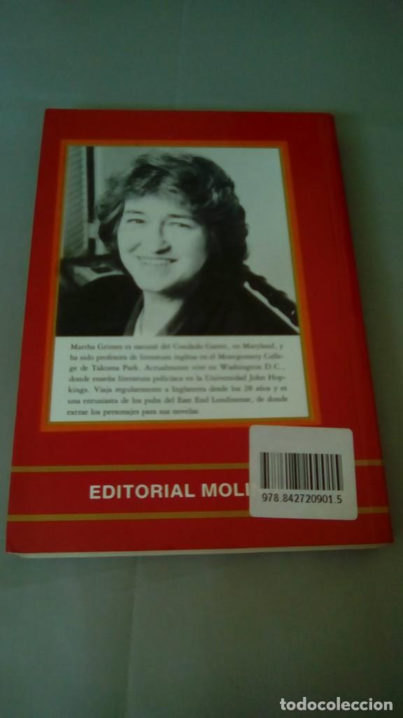 Libros de segunda mano: EL VIEJO ZORRO.- MARTHA GRIMES - Foto 2