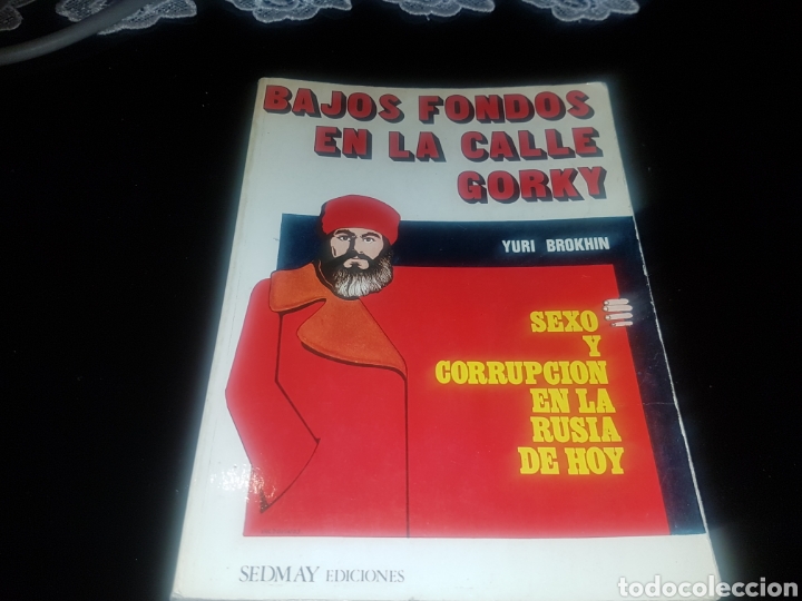 Libros de segunda mano: Bajos fondos en la calle Gorky - Foto 1