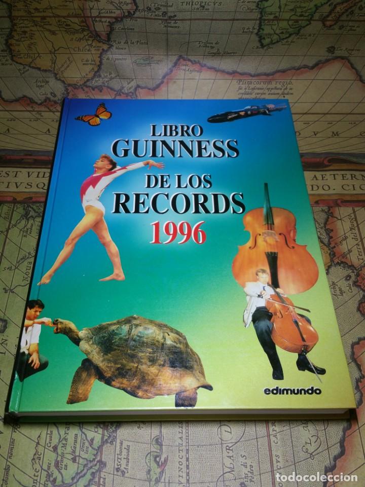 Libros de segunda mano: LIBRO GUINNESS DE LOS RECORDS 1996 - Foto 1