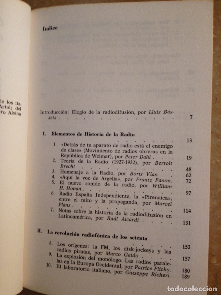 Libros de segunda mano: De las ondas rojas a las radios libres (Llu&iacute;s Bassets) - Foto 3