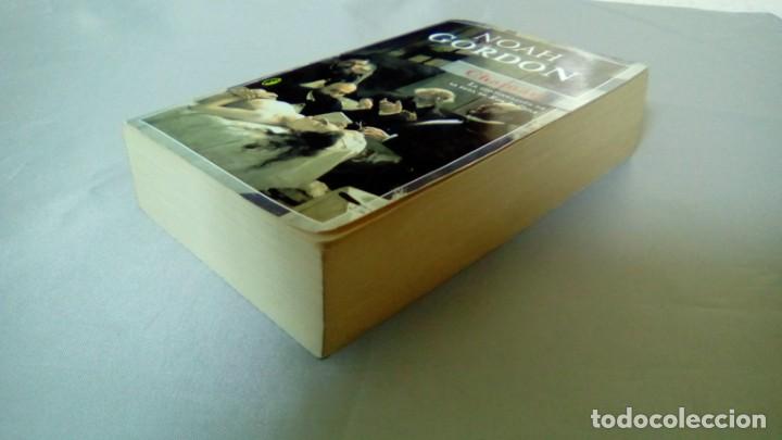 Libros de segunda mano: CHAMAN.- NOAH GORDON - Foto 3
