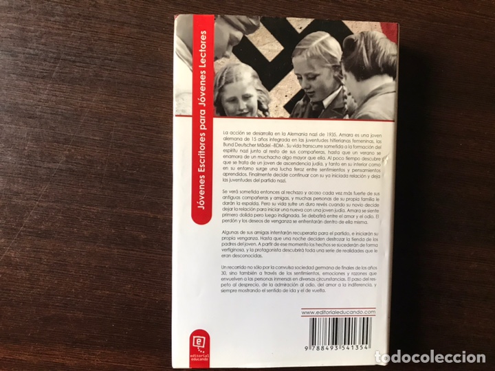 Libros de segunda mano: Cuando los hombres creyeron ser dioses. Irene Serrano. Como nuevo - Foto 2