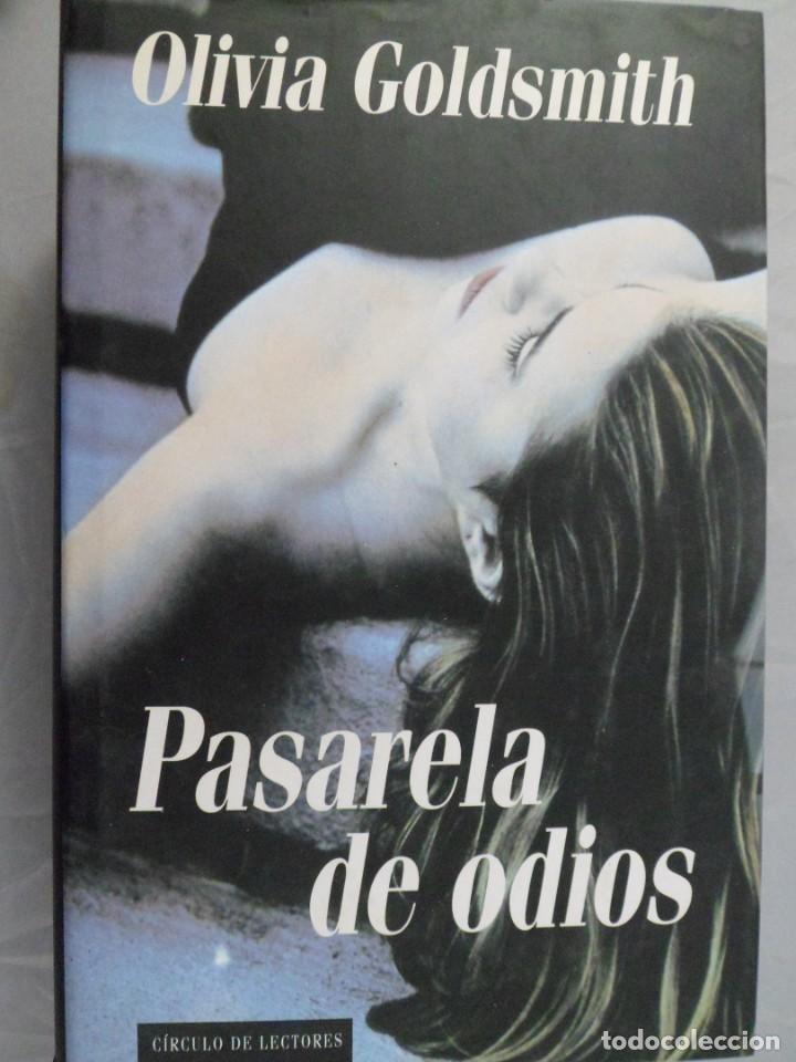Libros de segunda mano: PASARELA DE ODIOS. OLIVIA GOLDSMITH. C&Iacute;RCULO DE LECTORES - Foto 1