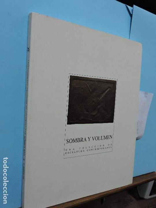 Gebrauchte B&uuml;cher: Sombra y Volumen. Una colecci&oacute;n de escultura contempor&aacute;nea. Madrid 1998