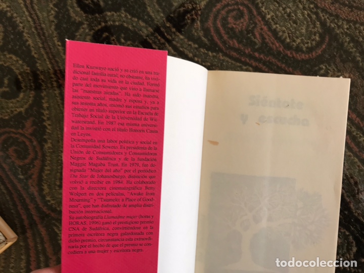 Libros de segunda mano: Si&eacute;ntate y escucha. Ellen Kuzwayo. Buen estado - Foto 3