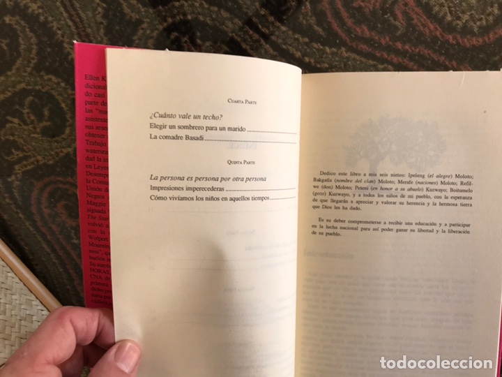 Libros de segunda mano: Si&eacute;ntate y escucha. Ellen Kuzwayo. Buen estado - Foto 5