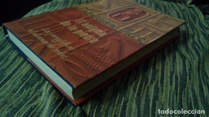 Libros de segunda mano: EL ENIGMA DE LA PIEDRA.- CHRISTIAN JACQ - Foto 3