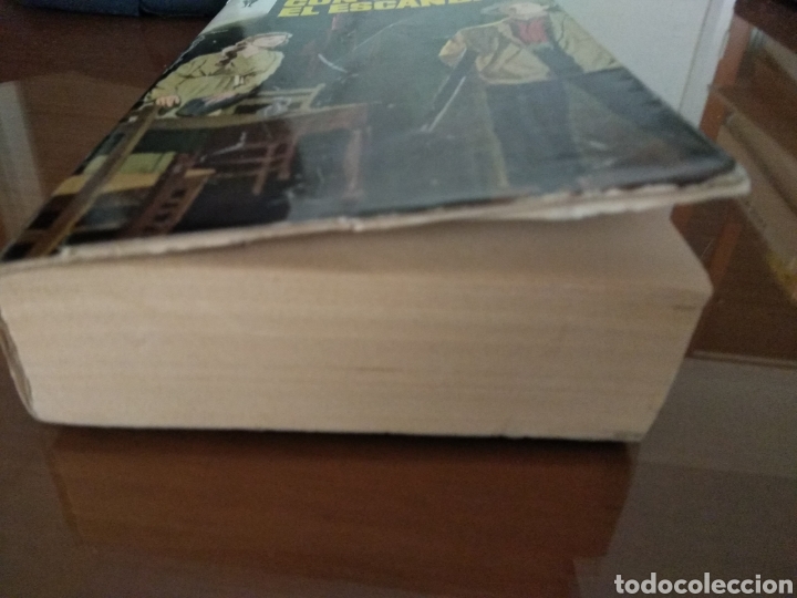 Libros de segunda mano: Con el llego el esc&aacute;ndalo. William Humphrey - Foto 6