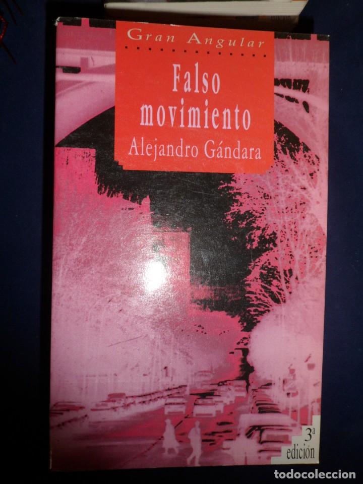 Libros de segunda mano: COLECCI&Oacute;N GRAN ANGULAR N&ordm; 124 FALSO MOVIMIENTO. ALEJANDRO G&Aacute;NDARA - Foto 1
