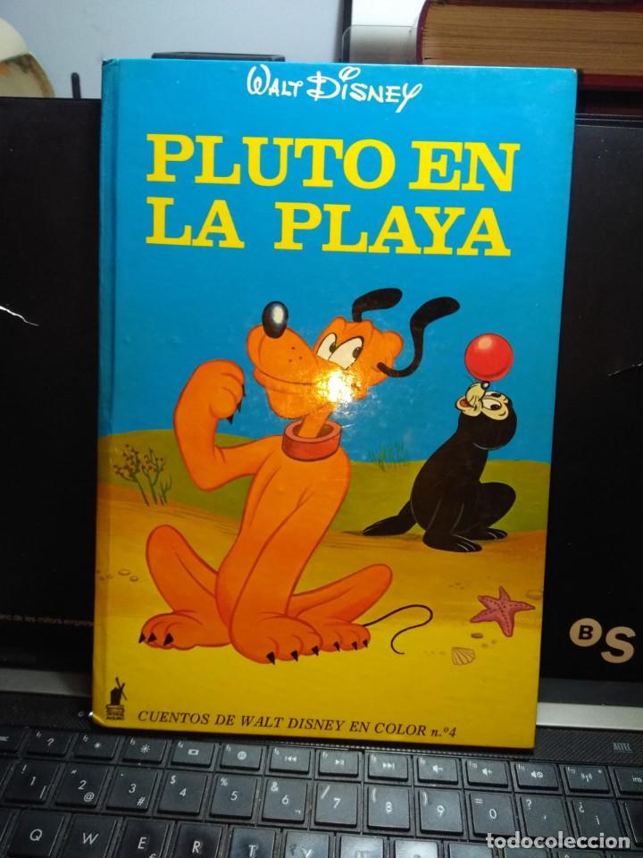 Libros de segunda mano: WALT DINEY : PLUTO EN LA PLAYA ( CUENTO ILUSTRADO ) - Foto 1