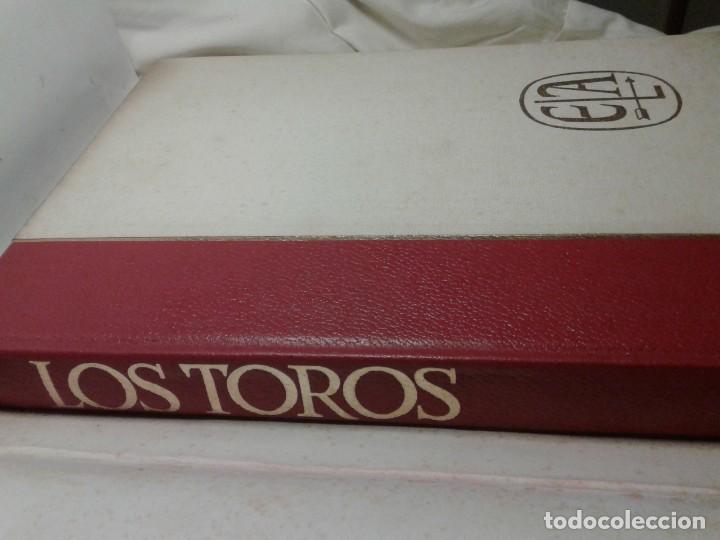 Libros de segunda mano: LOS TOROS, 1966, TEXTOS DE ANTONIO ABAD, B 11 - Foto 2