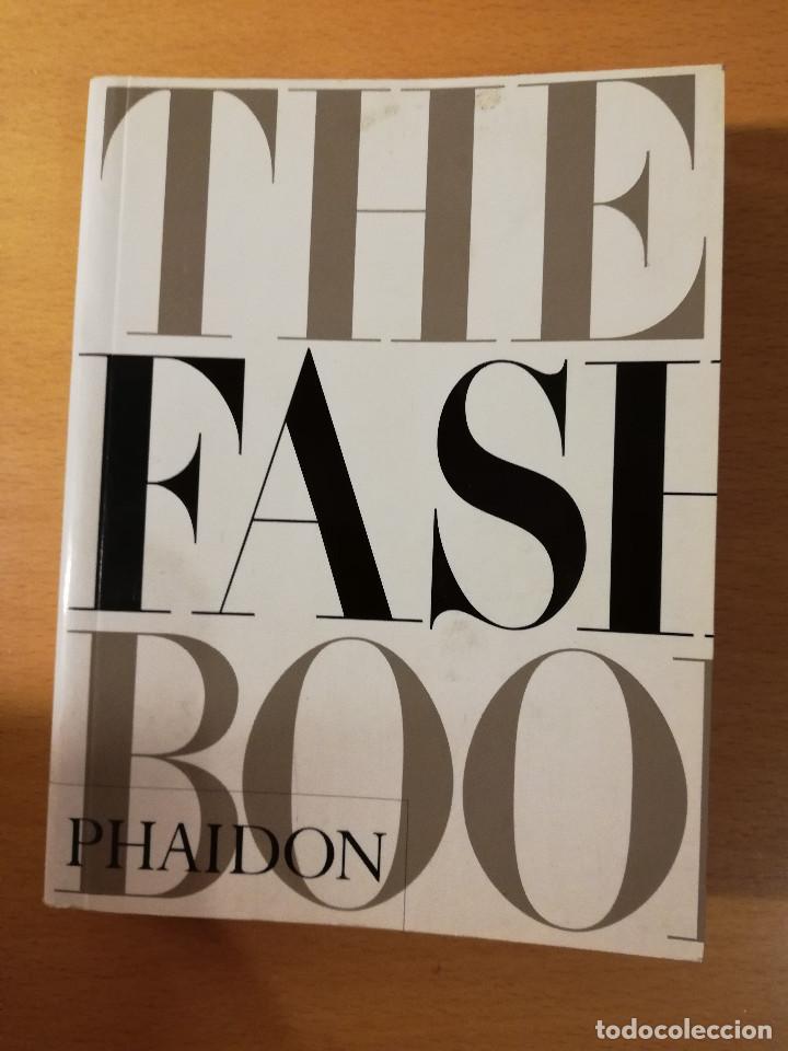Libros de segunda mano: THE FASHION BOOK (PHAIDON) - Foto 1