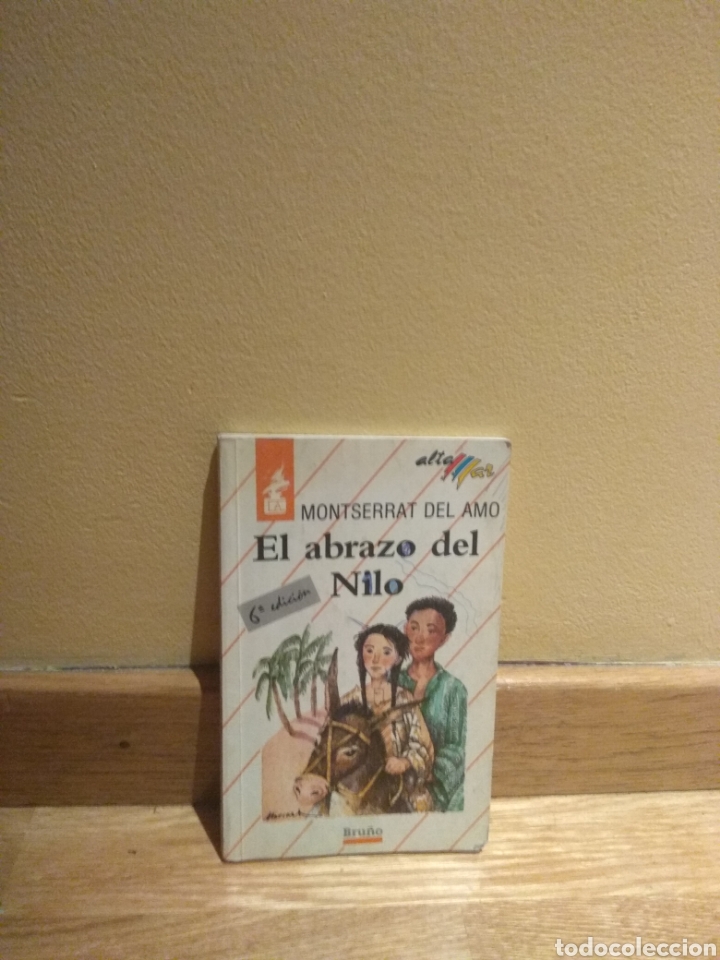 Libros de segunda mano: Montserrat del Amo el abrazo del Nilo - Foto 1