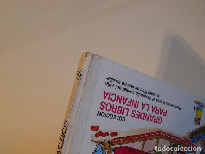 Libros de segunda mano: MI PRIMER GRAN LIBRO PR&Aacute;CTICO - RICHARD SCARRY - EDITORIAL BRUGUERA 1972 - Foto 2