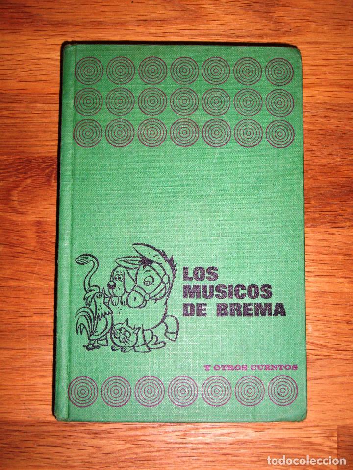Libros de segunda mano: LOS M&Uacute;SICOS DE BREMA y otros cuentos (Coleccion Heidi ; 11)