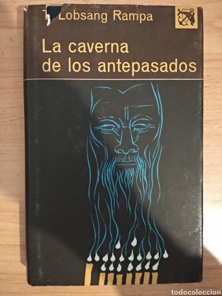 Libros de segunda mano: La caverna de los antepasados. T. Lobsang Rampa. - Foto 1