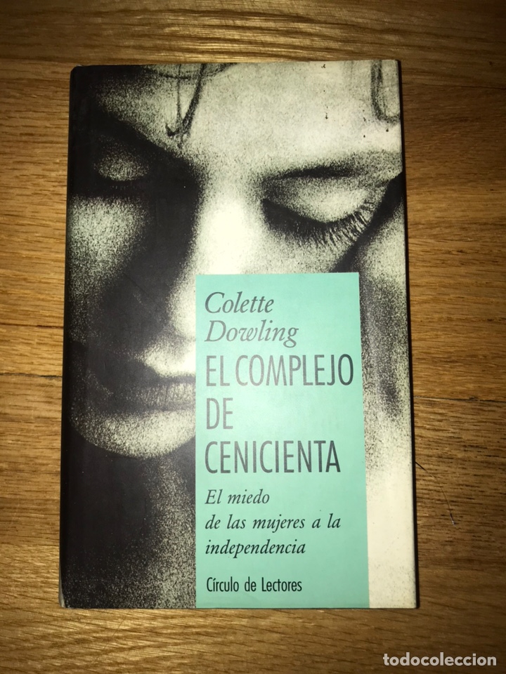 Libros de segunda mano: El complejo de cenicienta Colette Dowling - Foto 1
