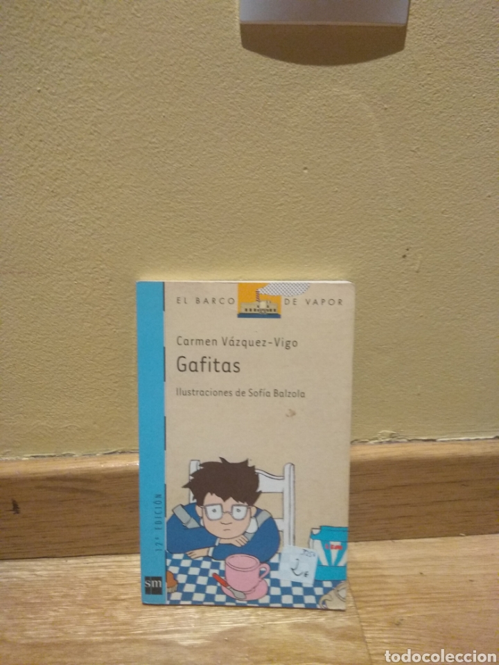 Libros de segunda mano: Carmen V&aacute;zquez Vigo gafitas - Foto 1