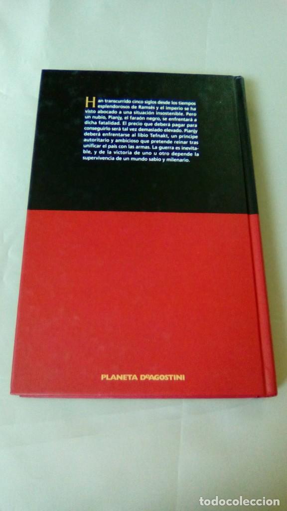 Libros de segunda mano: EL FARAON NEGRO.- CRISTIAN JACQ - Foto 2