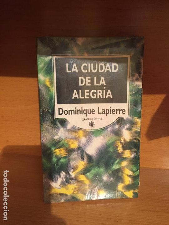 Libros de segunda mano: La ciudad de la alegr&iacute;a - Lapierre - Foto 1