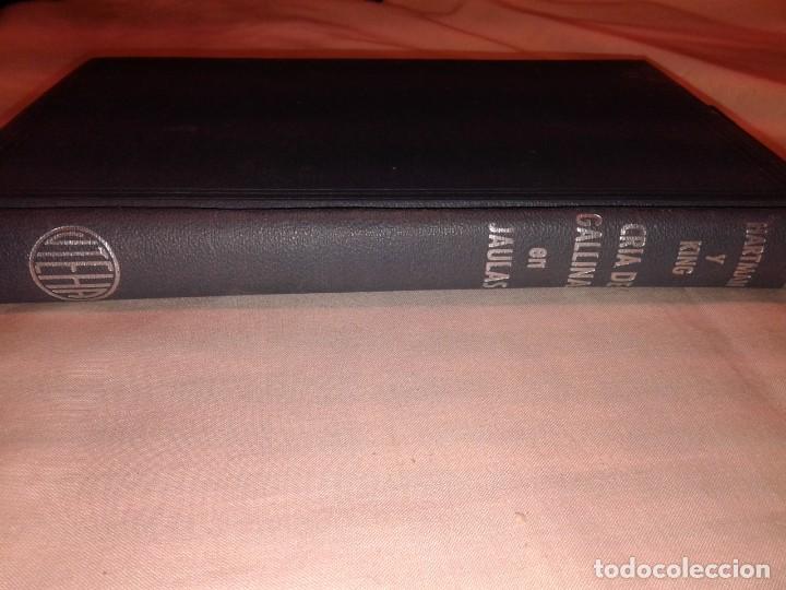 Libros de segunda mano: CRIA DE GALLINAS EN JAULA 1957, B1 - Foto 4