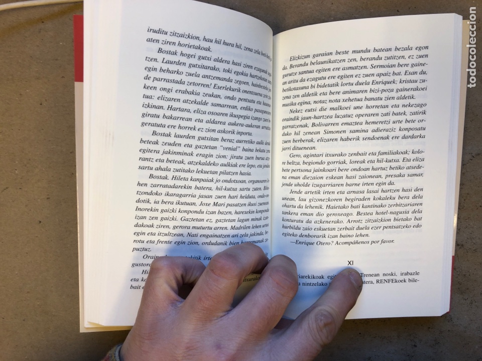 Libros de segunda mano: IPUIN BAKARRAK. XABIER MENDIGUREN. ELKAR 1994. EUSKARAZ. - Foto 6