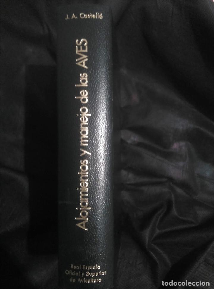 Libros de segunda mano: Alojamientos y manejo de las AVES, J. A. Castell&oacute;, 1970 - Foto 2