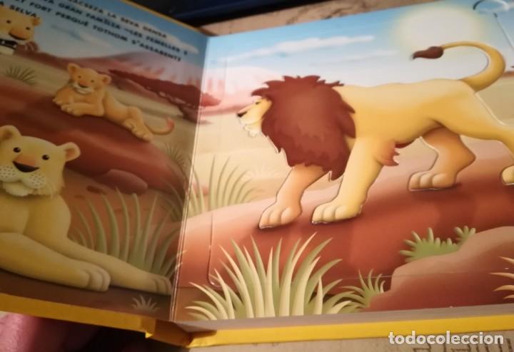 Libros de segunda mano: Juga amb plantilles. Animals - en catal&agrave; - Foto 3