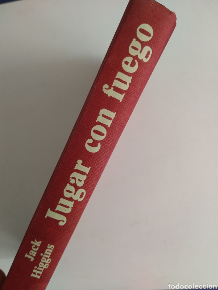 Libros de segunda mano: JUGAR CON FUEGO/JACK HIGGINS - Foto 1