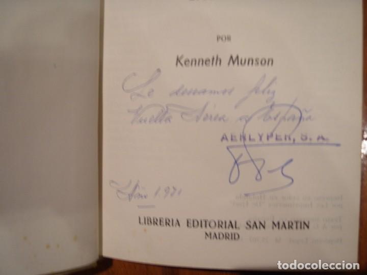 Libros de segunda mano: LIBRO CAZAS OBSEQUIO LINEA A&Eacute;REA 1971 - Foto 2