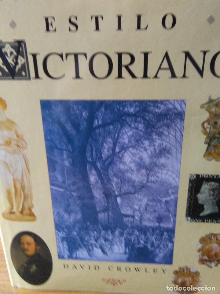 Libros de segunda mano: David Crowley, Introducci&oacute;n al estilo Victoriano - Foto 1