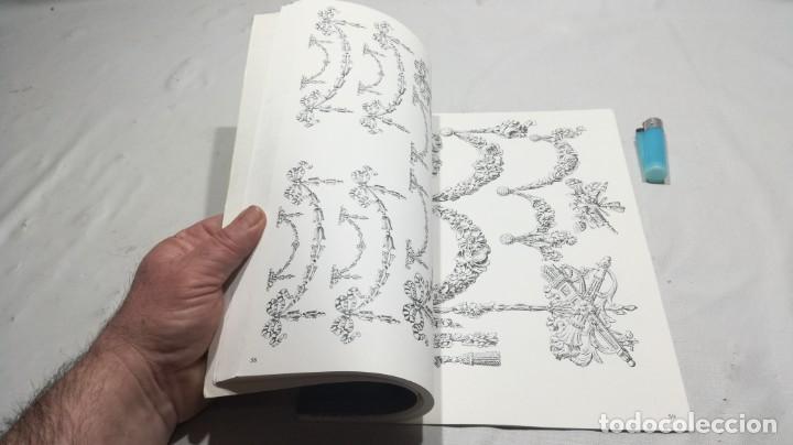 Libros de segunda mano: 1001 SCROLLS ORNAMENTS AND BORDERS - 1001 ORNAMENTOS Y BORDES - Foto 9