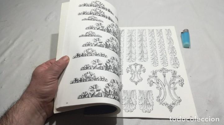Libros de segunda mano: 1001 SCROLLS ORNAMENTS AND BORDERS - 1001 ORNAMENTOS Y BORDES - Foto 10